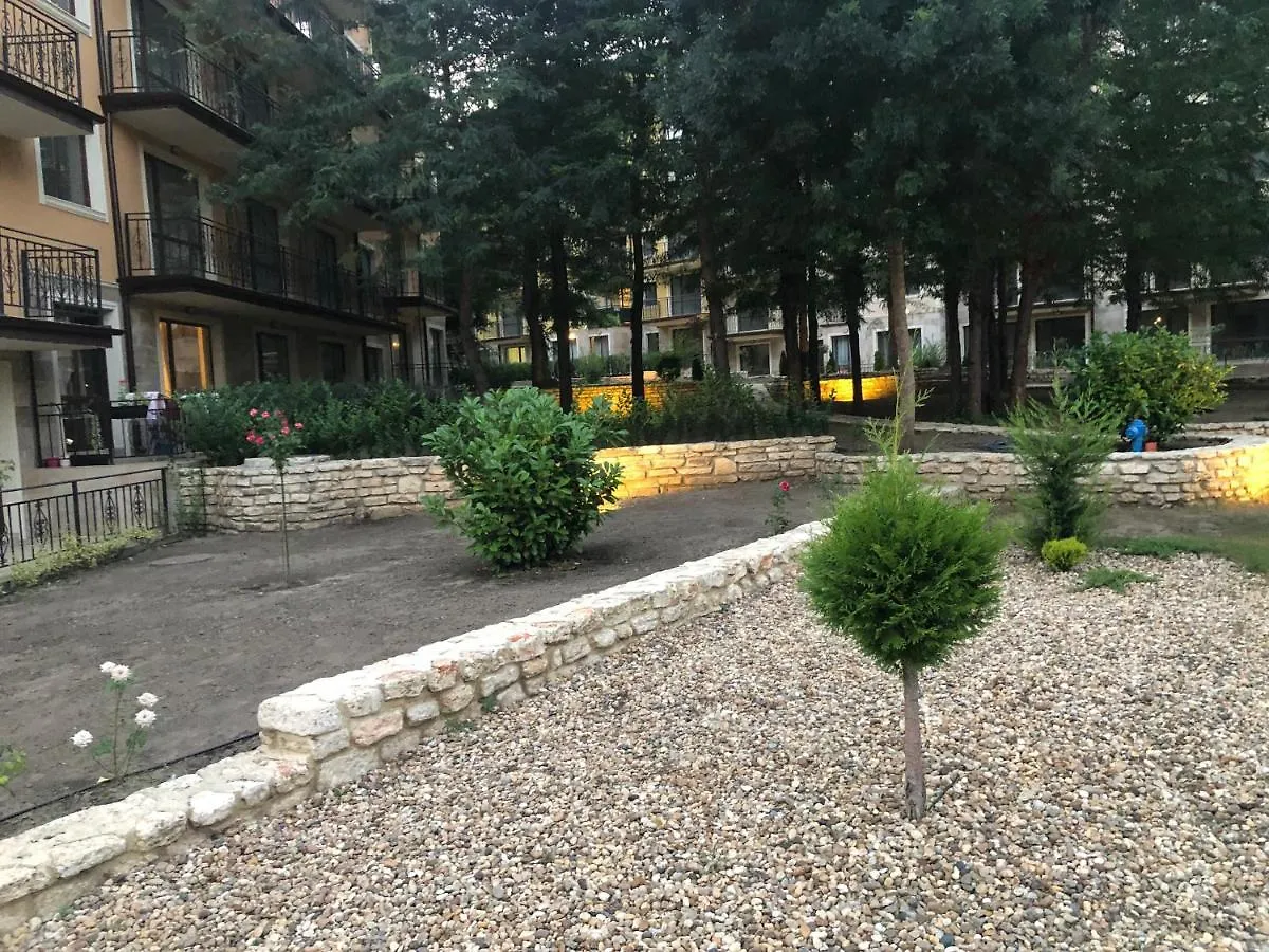 Rabi Park Residence Varna 0*,